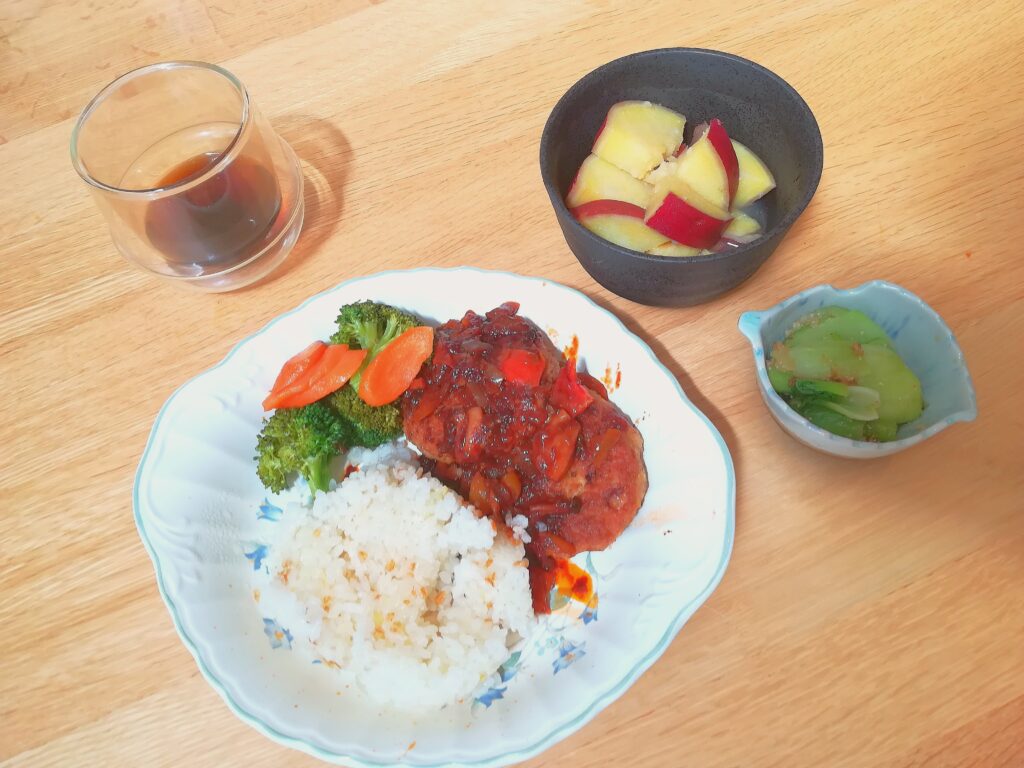 サツマイモのレモン煮とお昼ご飯