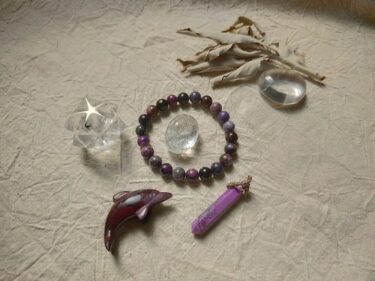 悪夢対策にスギライトが効く理由。眠れない原因への「境界線」の引き方